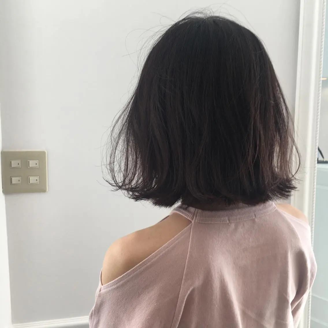 ミディアム ボブ 相川 愛実のヘアスタイル