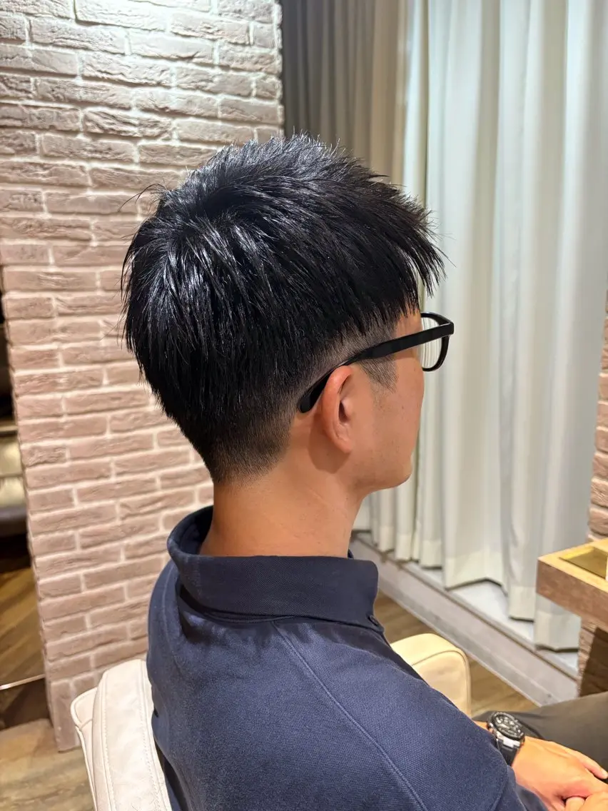 メンズ ACRO 梅田店のヘアスタイル