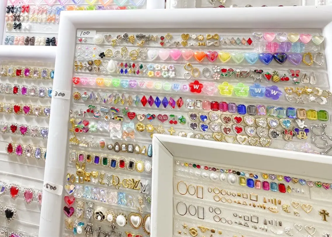 ネイル Maya 🧊🫧‪／渋谷のネイルデザイン
