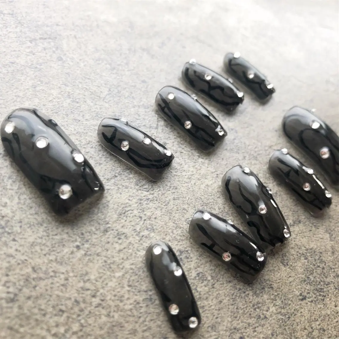 ネイル ネイルチップ thrush nailsのネイルデザイン