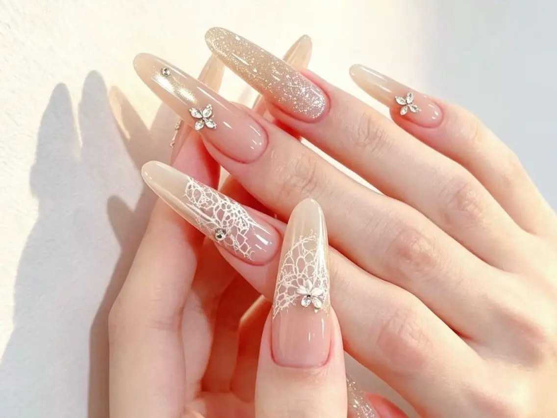 メンズ ネイル メンズ韓国風 オーロラネイル チークネイル 長さ出し フレンチネイル ハンドネイル ハンドケア NEW NAIL 池袋🔥🧲のネイルデザイン