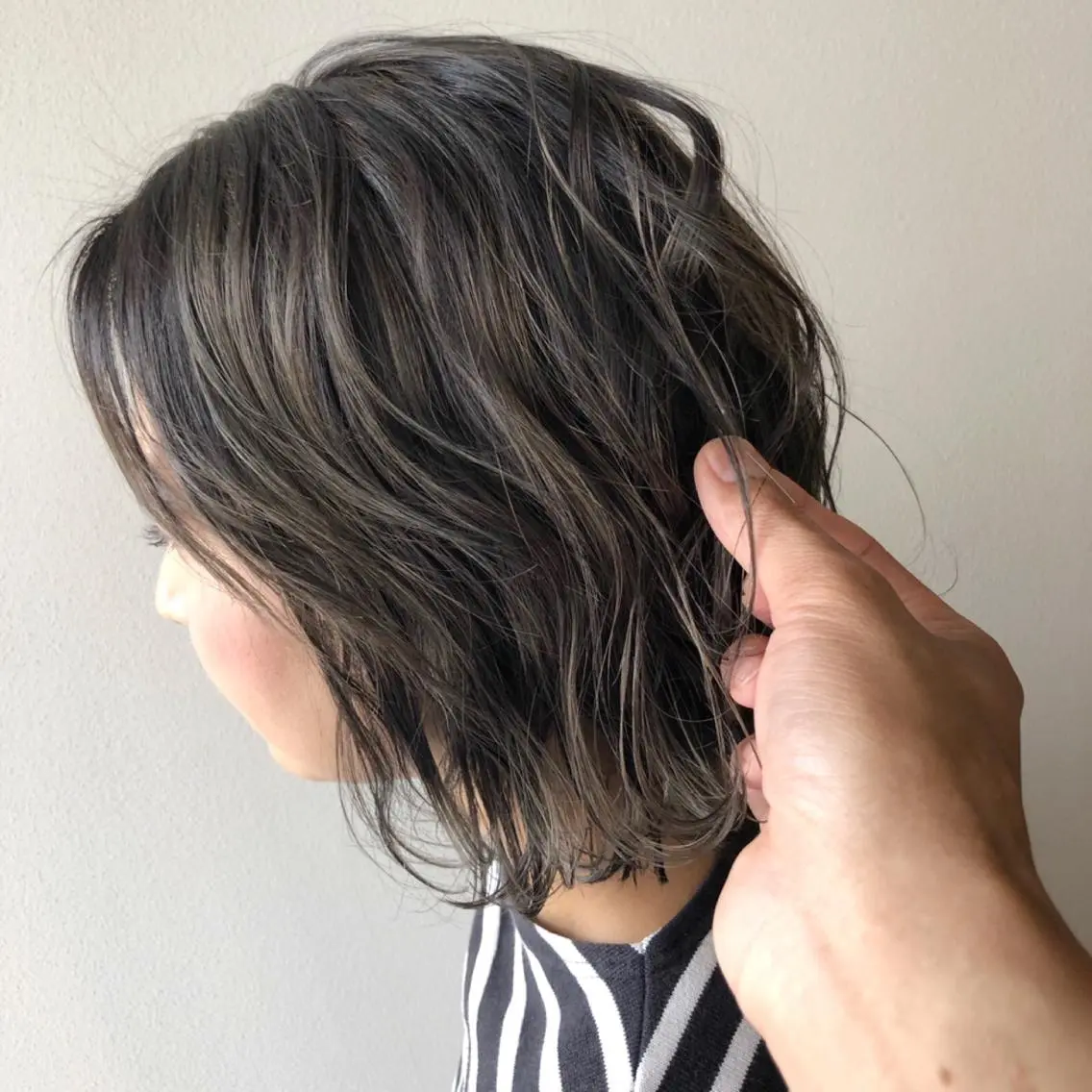 ミディアム カラー ヘアアレンジ ヘアカラー トリートメント 江藤 星史のヘアスタイル