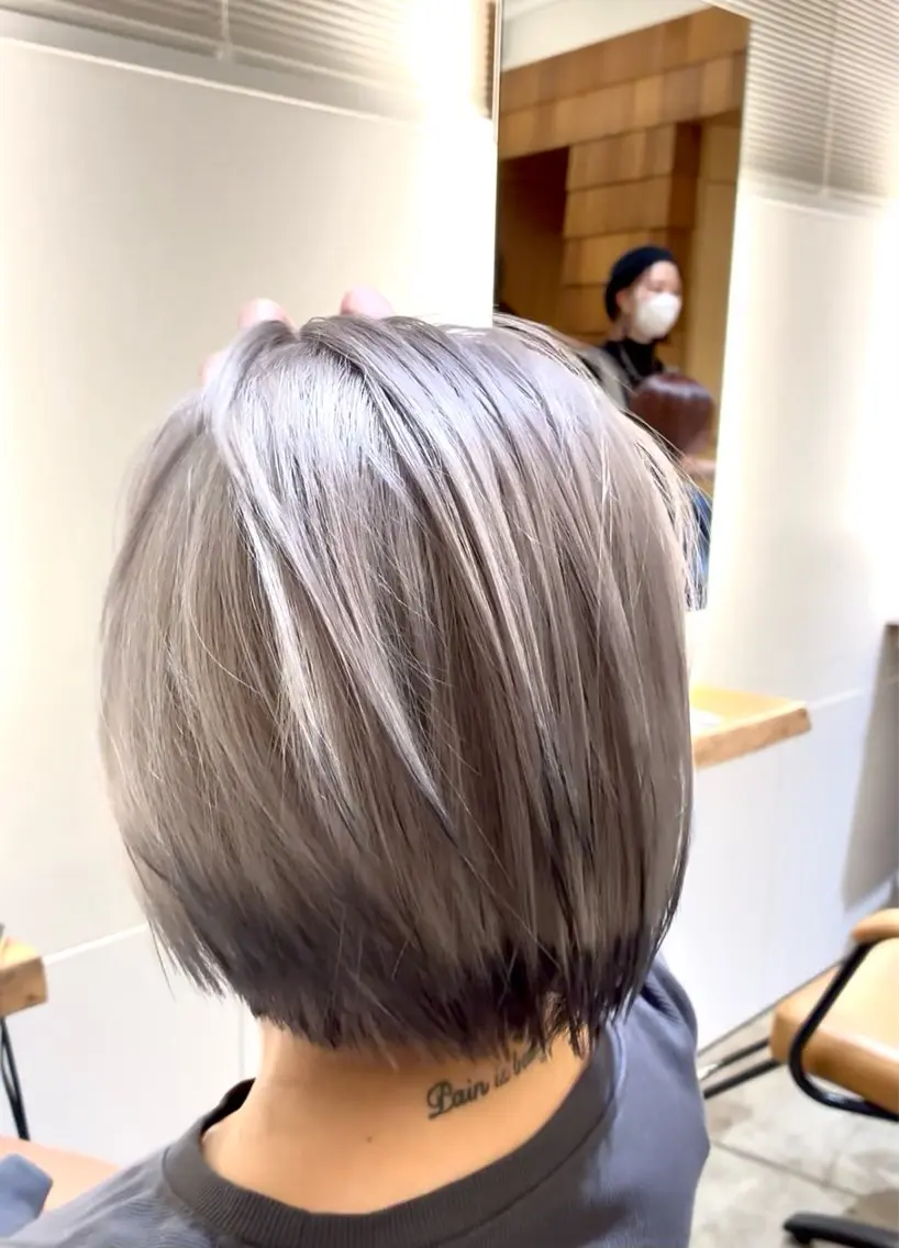 ショート カラー ブリーチ カット ヘアカラー トリートメント 銀座/柔らかベージュ 似合せカット/ハルトのヘアスタイル