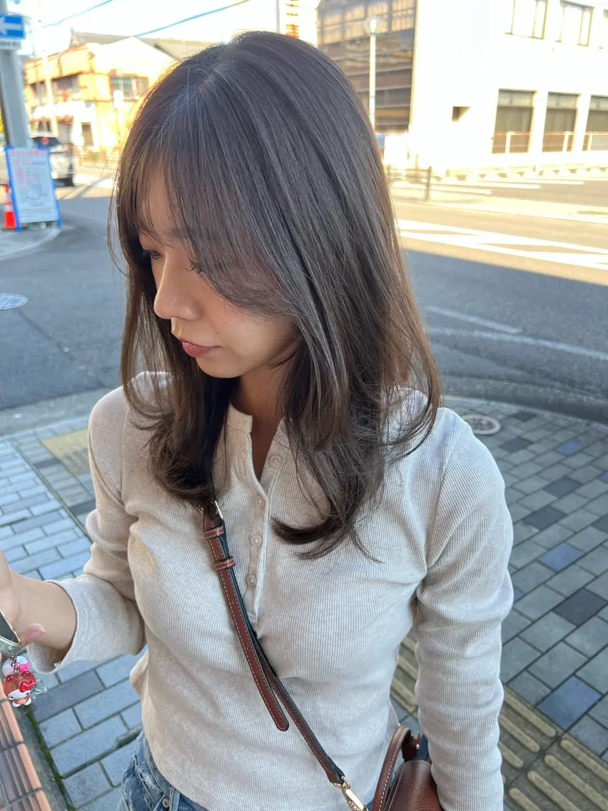 ロング ヘアカラー トリートメント vince. moekoのヘアスタイル