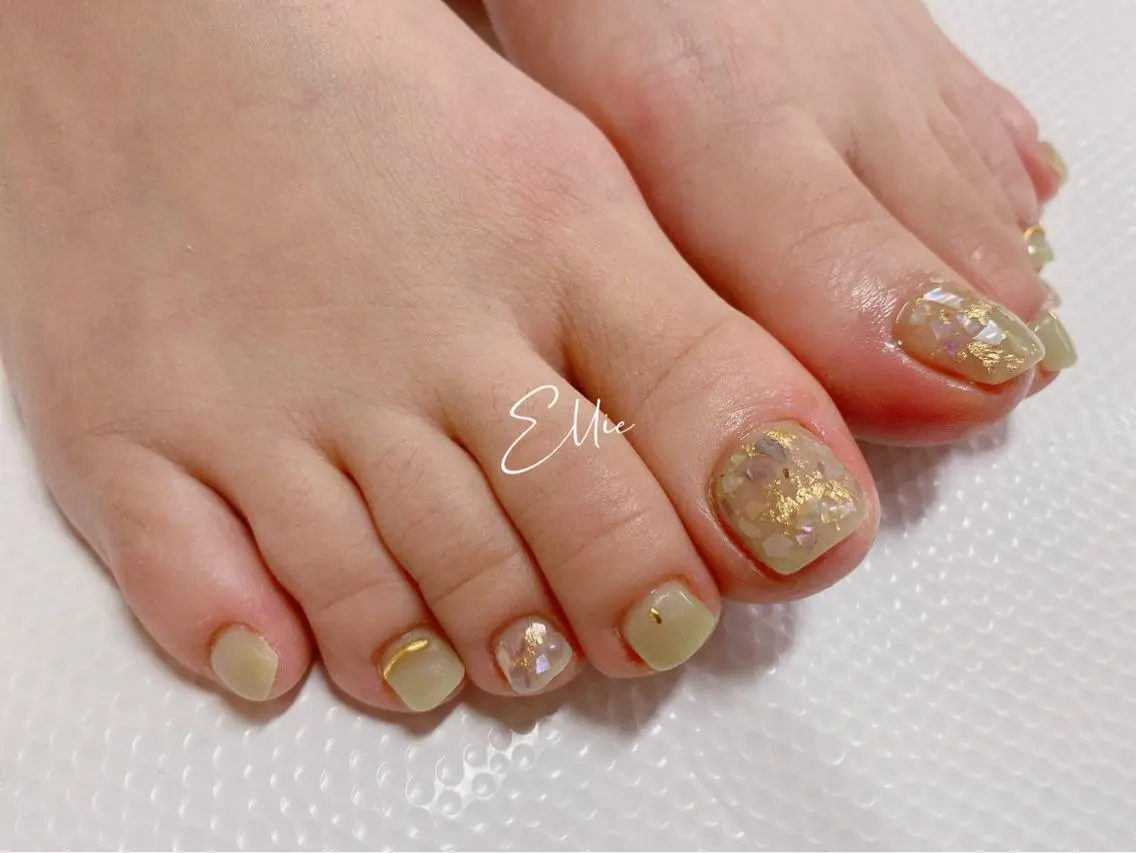 ネイル フットネイル 閨匠ビューティサロン 新橋店♡Ellieのネイルデザイン