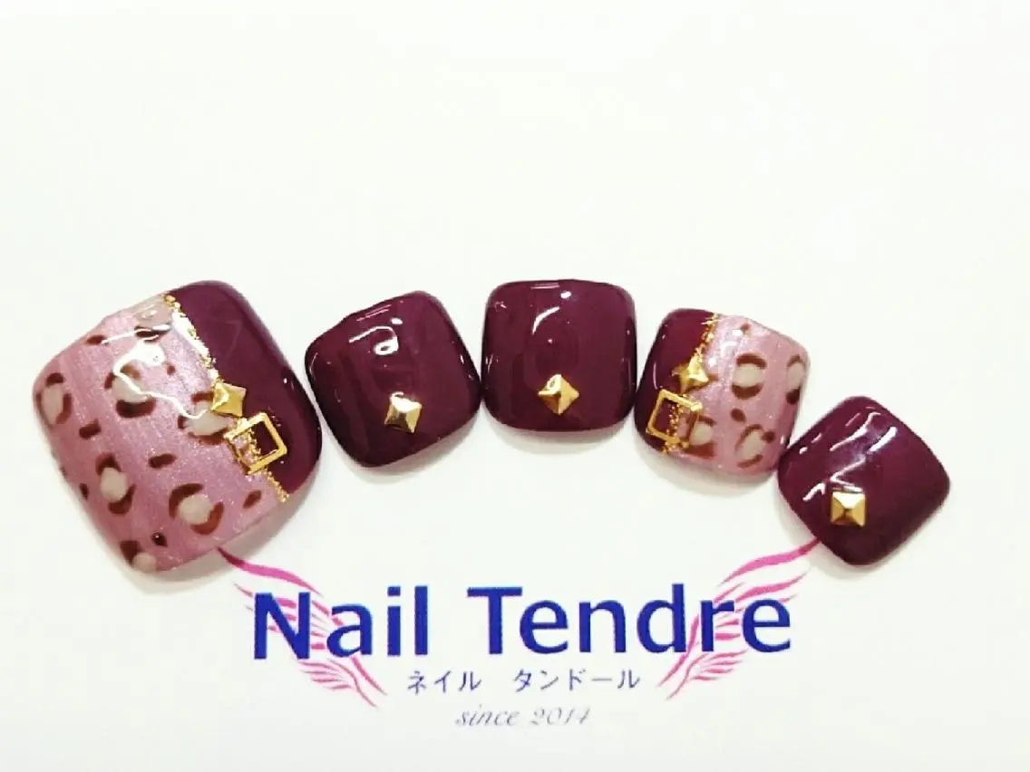 ネイル アートネイル ジェルネイル ソフトジェル ストーンネイル フットネイル Nail  Tendreのネイルデザイン