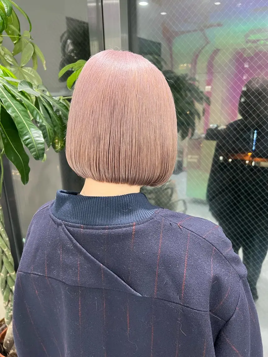 ショート 🌎カット＆Wカラー 🌎KANAMIのヘアスタイル