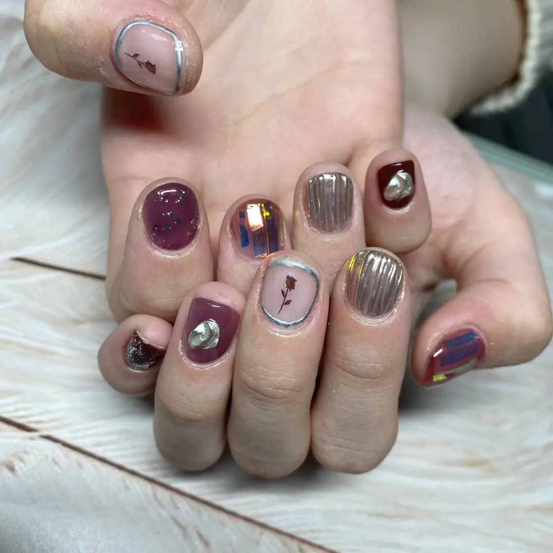 ネイル ジェルネイル ミラーネイル ニュアンスネイル 春ネイル ハンドネイル ND NAIL Ayakaのネイルデザイン