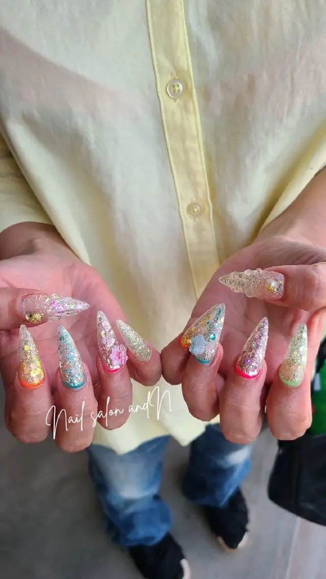 ネイル and Nのネイルデザイン