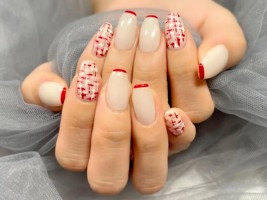 ネイル 赤色 シンプルネイル ツイードネイル ハンドネイル Nail Salon KURELLYのネイルデザイン