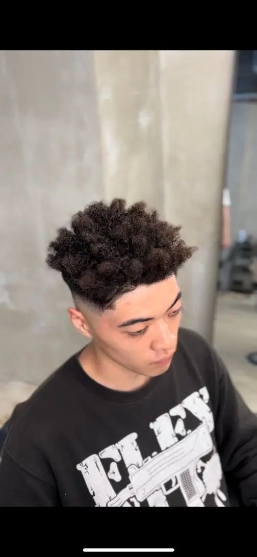 ショート パーマ メンズ メンズパーマ 矢崎 裕哉のヘアスタイル
