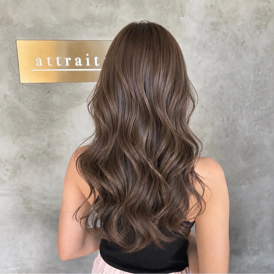 ロング カット ヘアカラー 大阪 天王寺 attraitななかのヘアスタイル