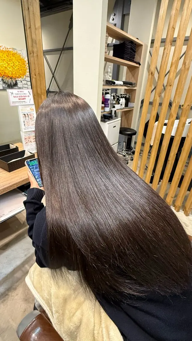 ロング 縮毛矯正 三宅 陽大のヘアスタイル