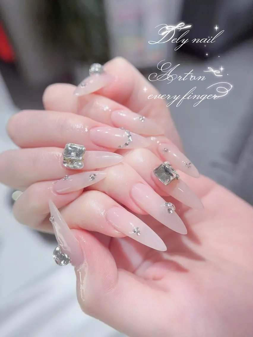 ネイル ハンドネイル Dely Nailのネイルデザイン