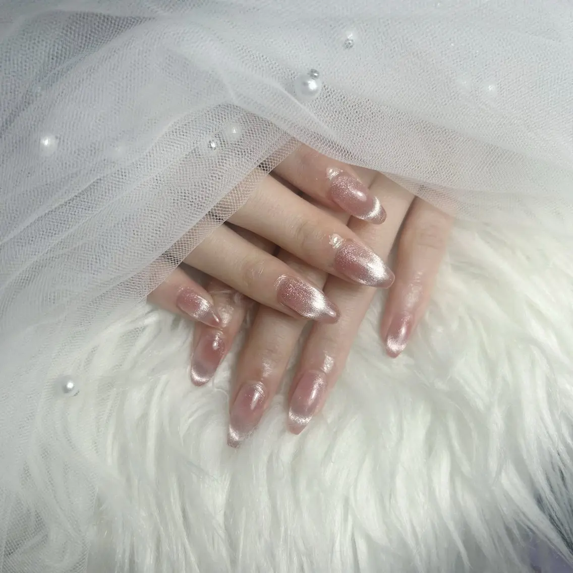 ネイル ハンドネイル LAVISH momoneのネイルデザイン