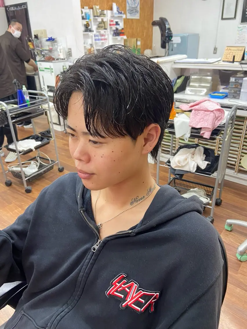 メンズ センターパート カット 町田 尚樹のヘアスタイル
