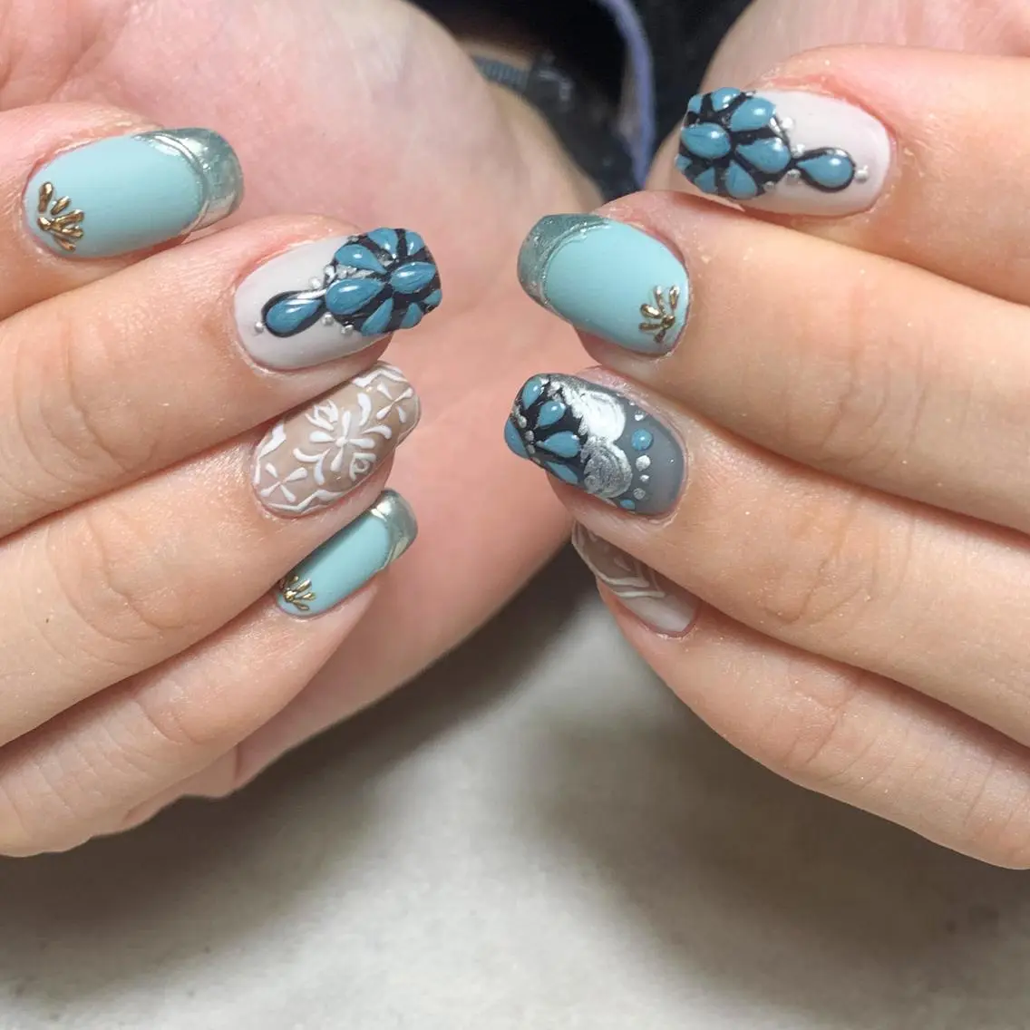 ネイル ハンドネイル FIORITURA aiのネイルデザイン