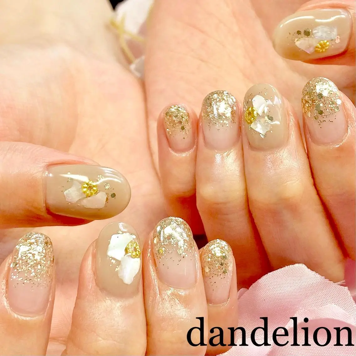 ネイル ハンドネイル ハンドケア dandelion ダンデライオンのネイルデザイン