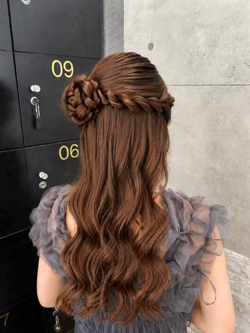 ロング ヘアセット EARTH平塚 🎀白石 りおん🤍のヘアスタイル
