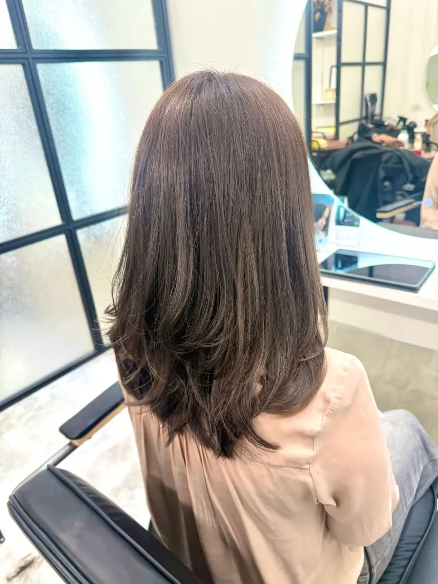 ロング レイヤーカット 髪質改善 Chihiro🫧のヘアスタイル