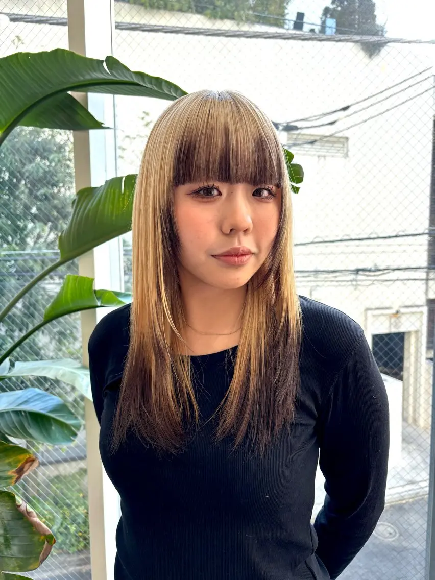 セミロング カラー IO/ブリーチカラー 特化美容師✨のヘアスタイル