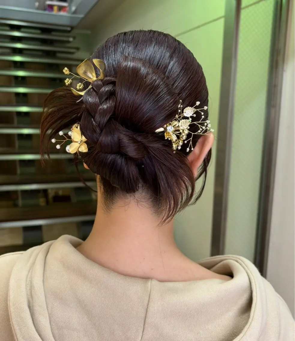 セミロング ヘアアレンジ 着物ヘア 顔まわり‎🤍小顔 カット🤍みさきのヘアスタイル