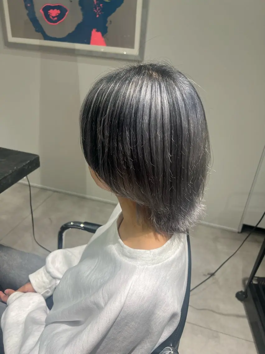 ショート ヘアカラー あおい/透明感 ハイトーン 似合わせのヘアスタイル