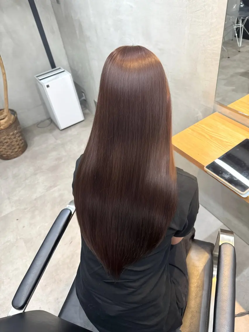 ロング カラー ヘアカラー トリートメント Anna / TWINのヘアスタイル