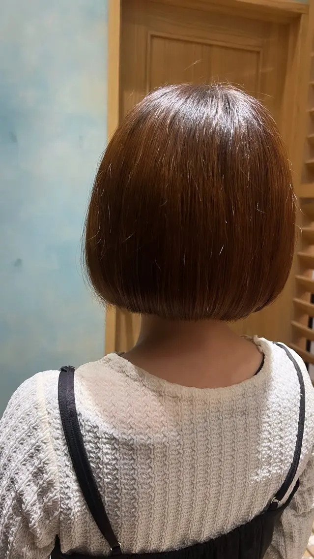 ショート ボブ ヘアカラー 🫧Ai/ ロロネー森ノ宮💖のヘアスタイル
