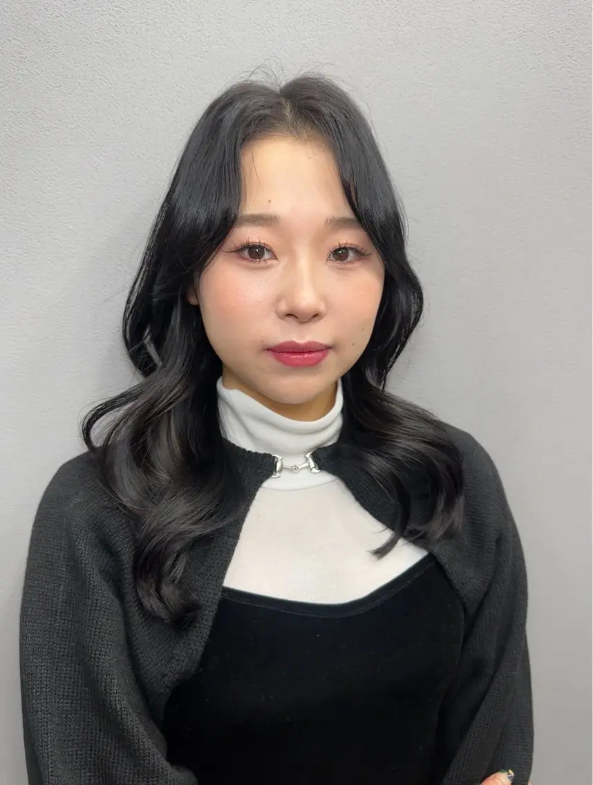 ミディアム くびれヘア ヨシンモリ 韓国風ヘア Sydney 韓国ヘメYUKINAのその他イメージ