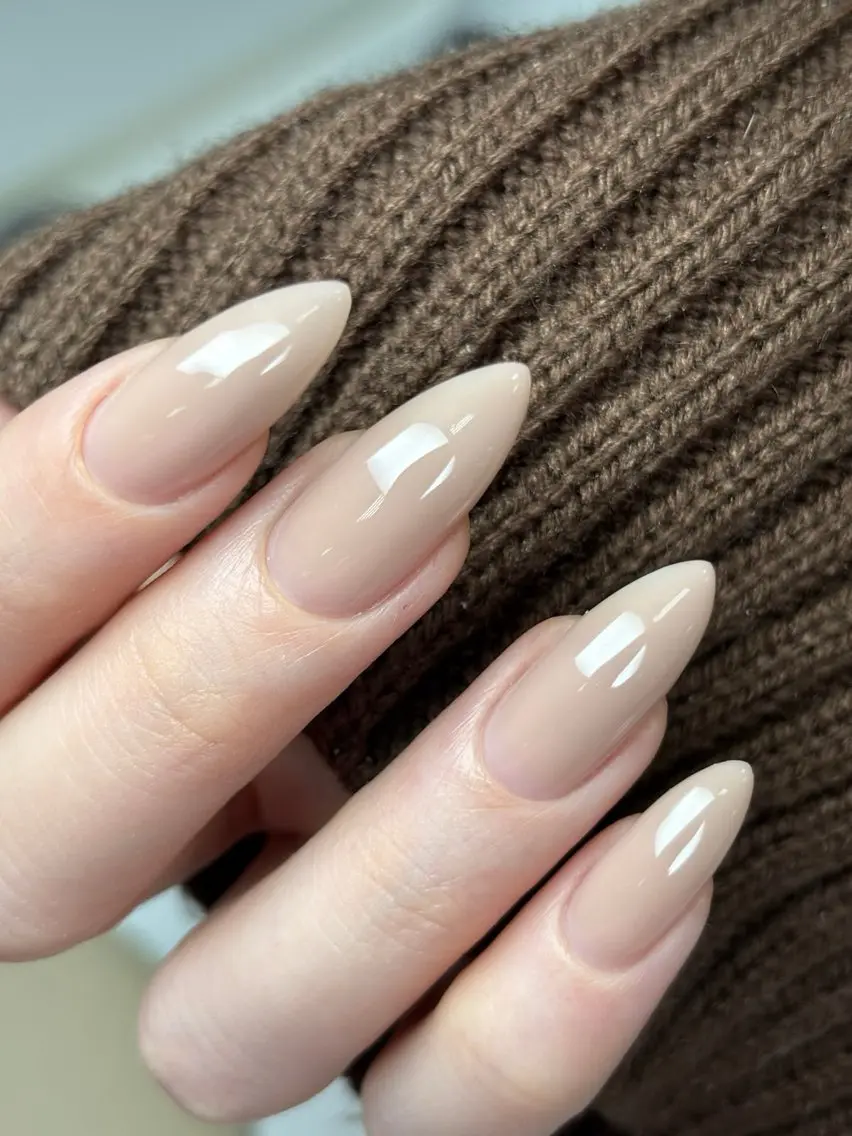 ネイル 韓国ネイル マグネットネイル 持ち込み ハンドネイル Anna Nail - ROYALのネイルデザイン