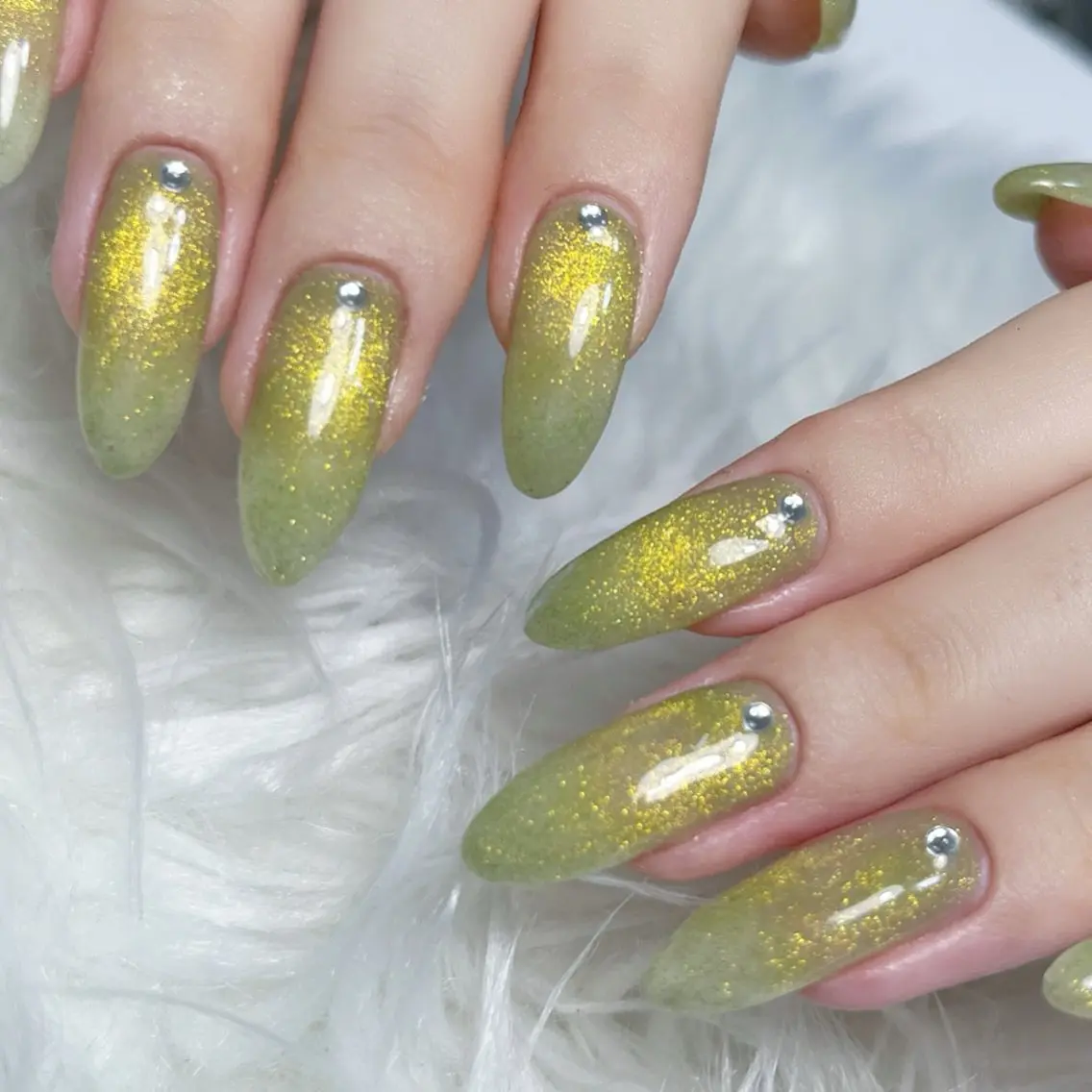 ネイル ハンドネイル nail salon M'U ｒｕｎａ🎀のネイルデザイン