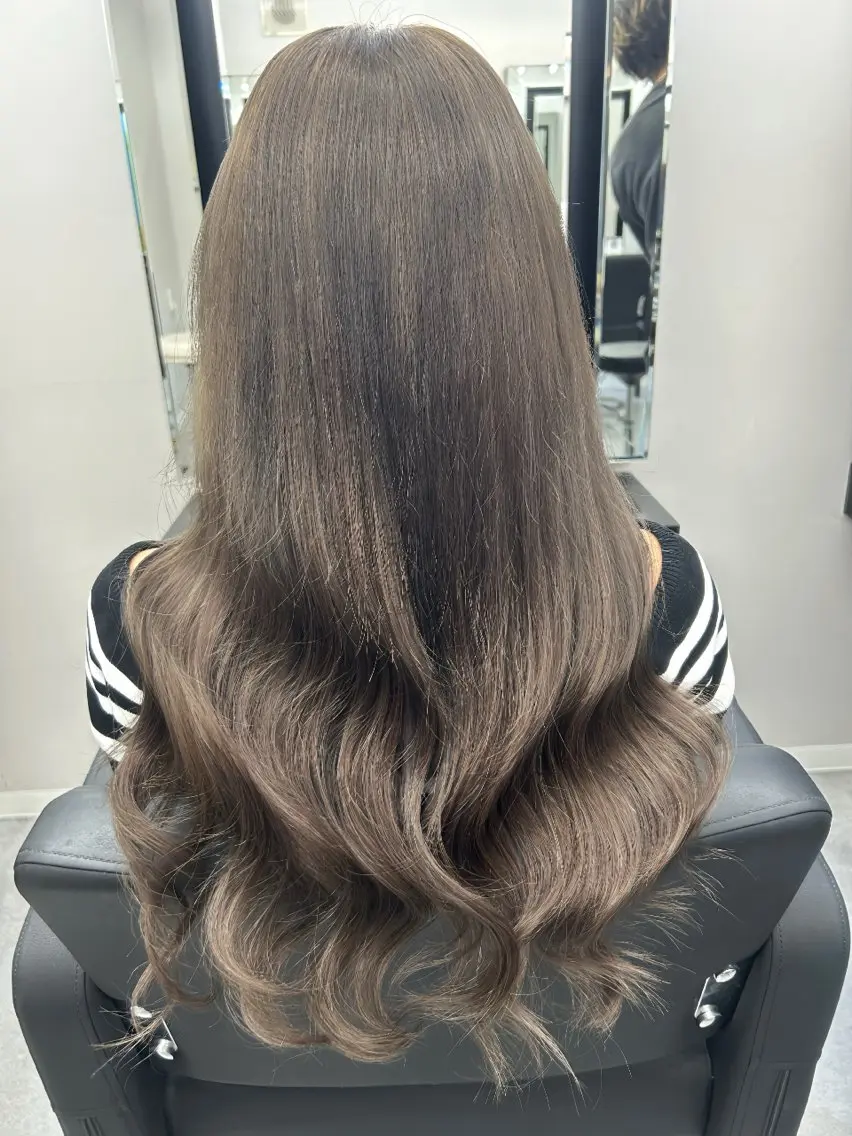ロング カラー シールエクステ ダブルカラー グレージュ エクステ ヘアカラー エクステ レイヤー/エクステ alpha下妻のヘアスタイル