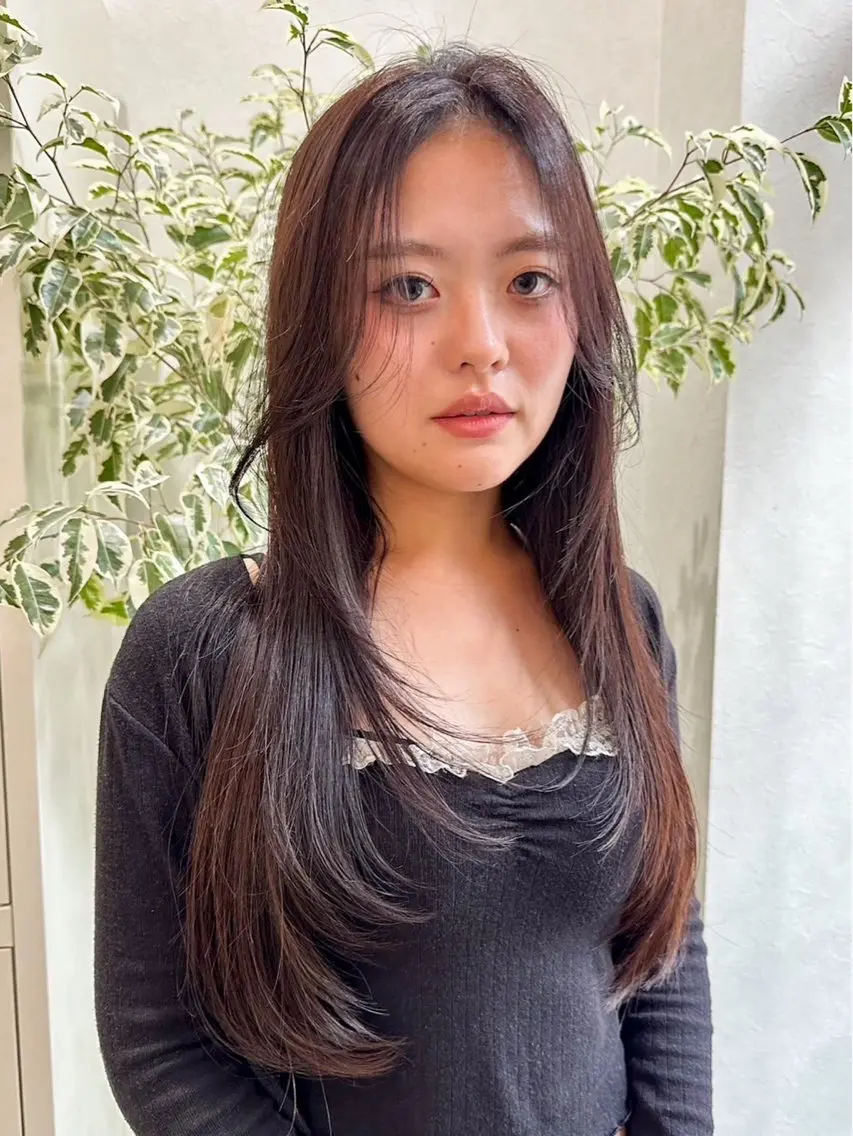 ロング カラー ブラウンカラー 透明感カラー モカブラウン ヘアカラー 中野 芽郁のヘアスタイル
