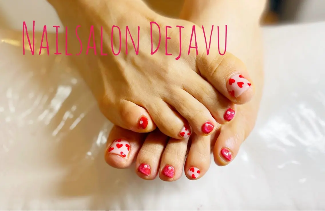 ネイル フットネイル 春ネイル Nail salon Dejavu 🌿のネイルデザイン