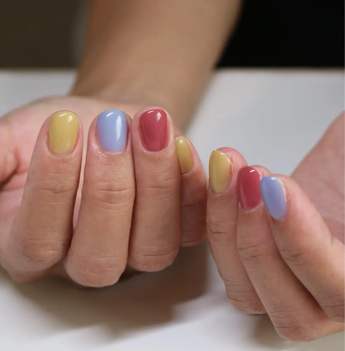 ネイル ブルー 韓国ネイル ピンク シンプルネイル 黄色 ハンドネイル Baku Nailsのネイルデザイン