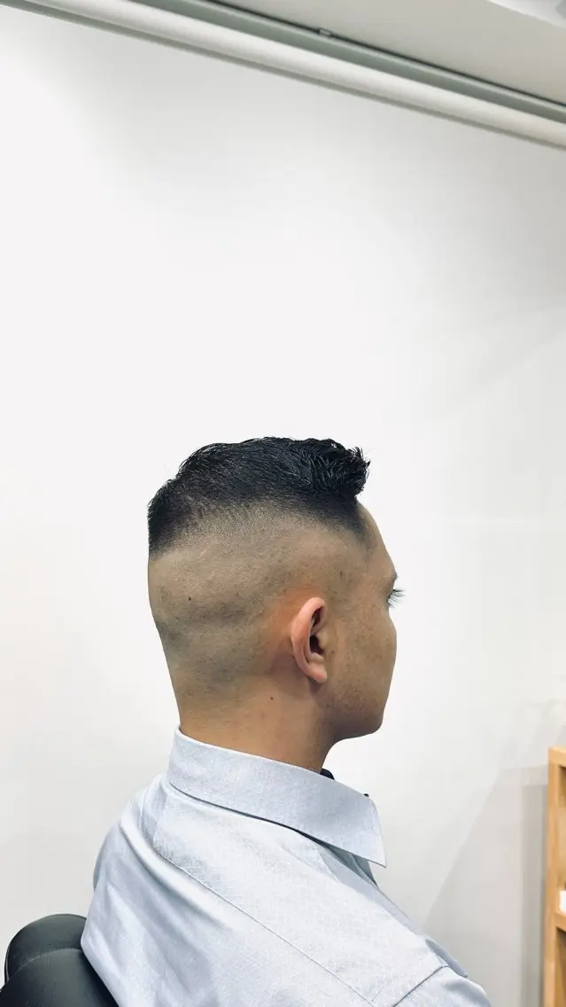 ショート メンズ フェードカット スキンフェード カット 💈メンズパーマ💈 ナカザワ リョウのヘアスタイル