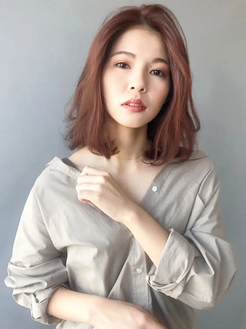 ミディアム カラー パーマ 菅野 恵のヘアスタイル