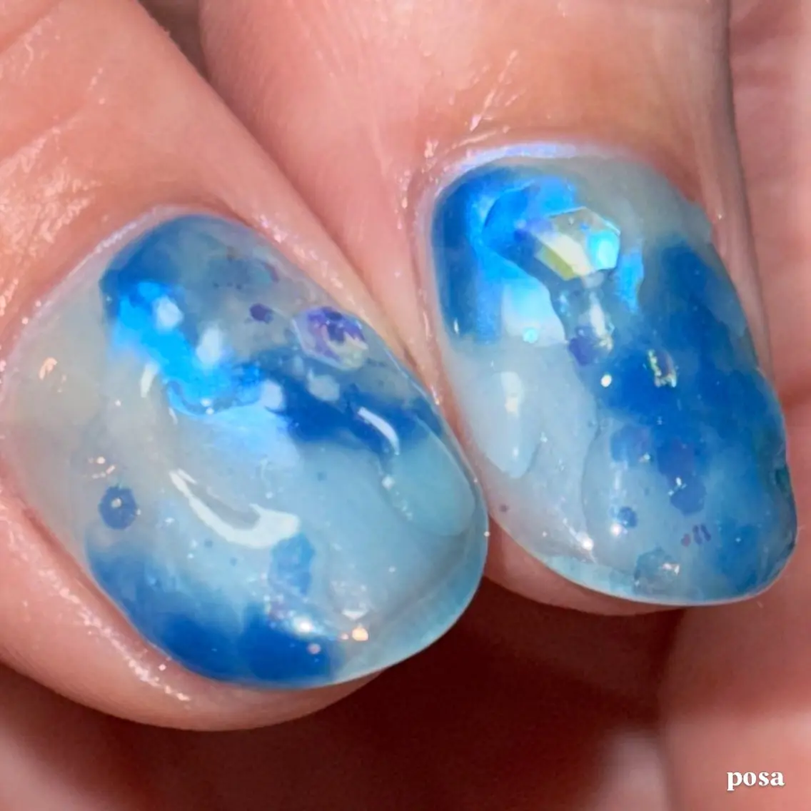 ネイル ブルー 水色 ニュアンスネイル シンプルネイル ハンドネイル posa nail モエミのネイルデザイン