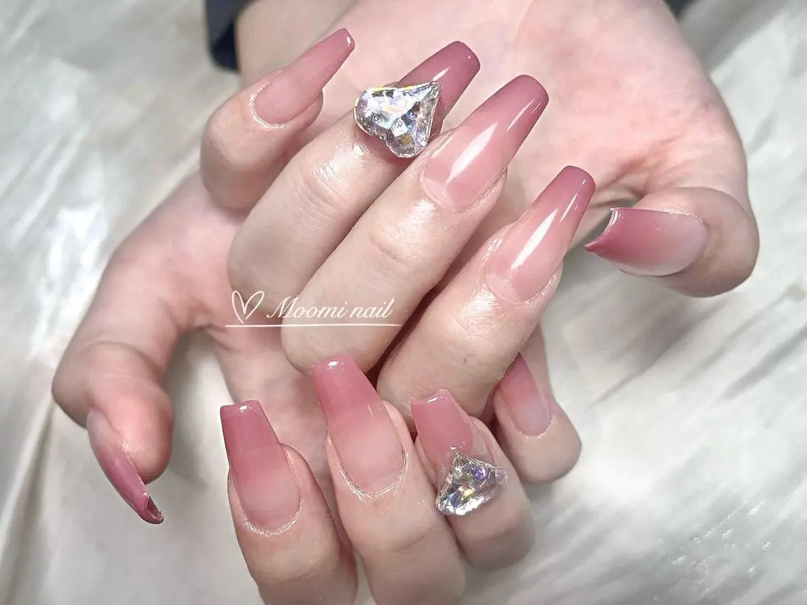 ネイル 長さ出し ジェルネイル グラデーション 韓国ネイル マグネットネイル moomi nail スカルプ専門のネイルデザイン