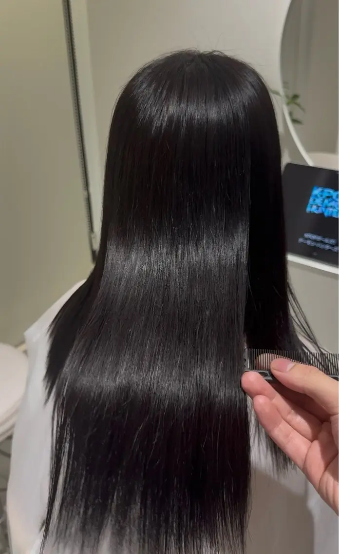 セミロング 縮毛矯正 トリートメント 相馬大希　髪質改善 縮毛矯正のヘアスタイル