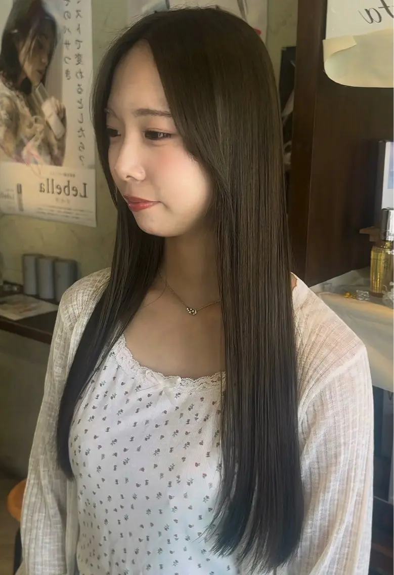 ロング カラー 透明感カラー グレージュ ミント カット ヘアカラー トリートメント Lee vita 🎀橋本花音🎀のヘアスタイル