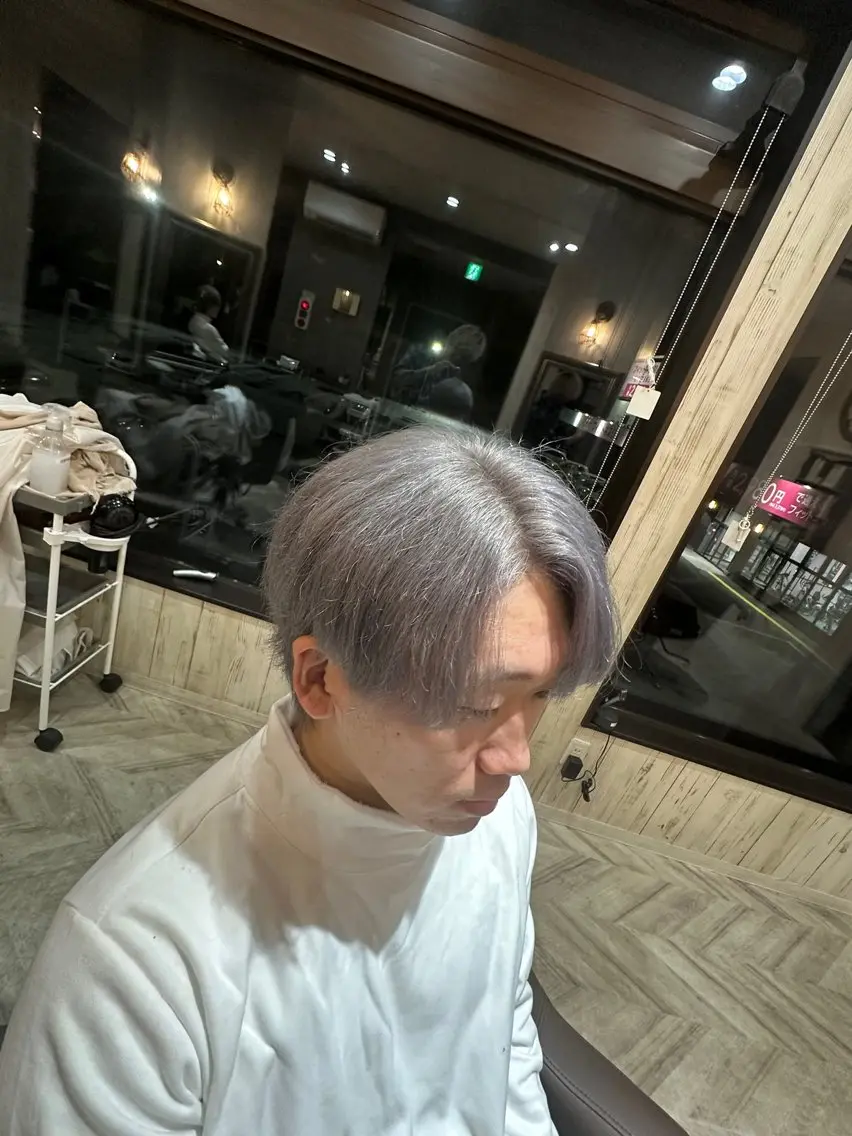 メンズ メンズブリーチ ヘアカラー 🧊阿部 亮太 🧊のヘアスタイル