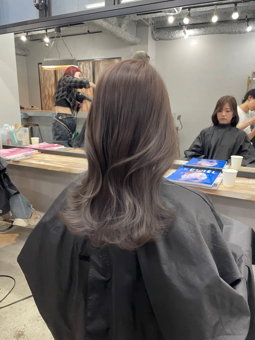 ロング カラー 新宿/韓国ヘア/ 髪質改善ストレートのヘアスタイル