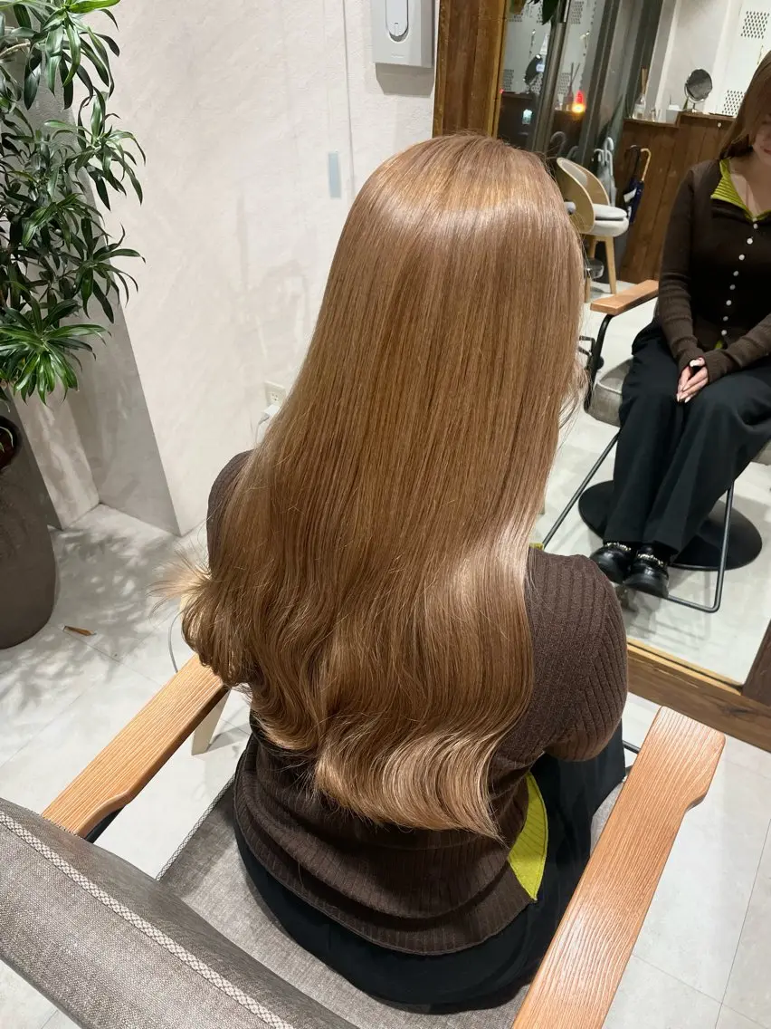 ロング ヘアカラー 🍑トレンドカラー 🍑横浜のヘアスタイル
