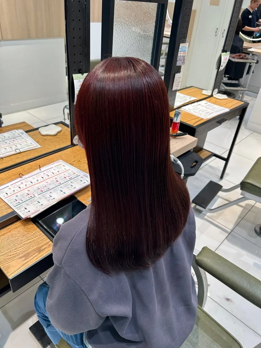 ロング カラー ブリーチ ブラウンカラー ブリーチなしカラー レッドカラー レッドブラウン カット ヘアカラー トリートメント ダブルカラー 🩷Rio🩷のヘアスタイル