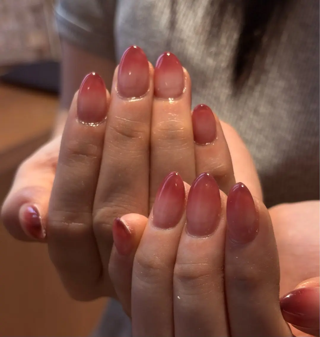 ネイル 赤色 ハンドネイル SEIRA ˚₊✧Nailsのネイルデザイン