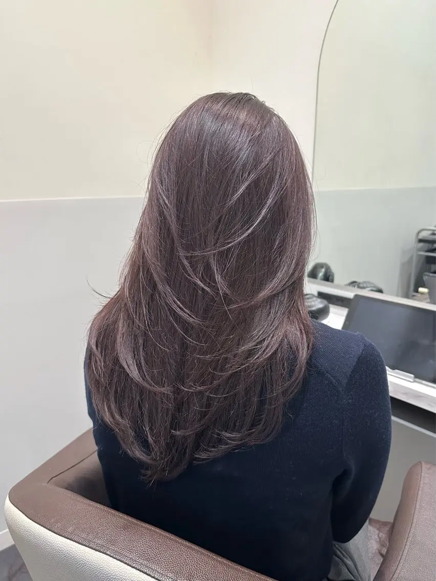ロング カラー ブリーチ グレージュ ラベンダーカラー ラベンダーグレージュ ラベンダーグレー カット ヘアカラー トリートメント 矢野 晃平のヘアスタイル