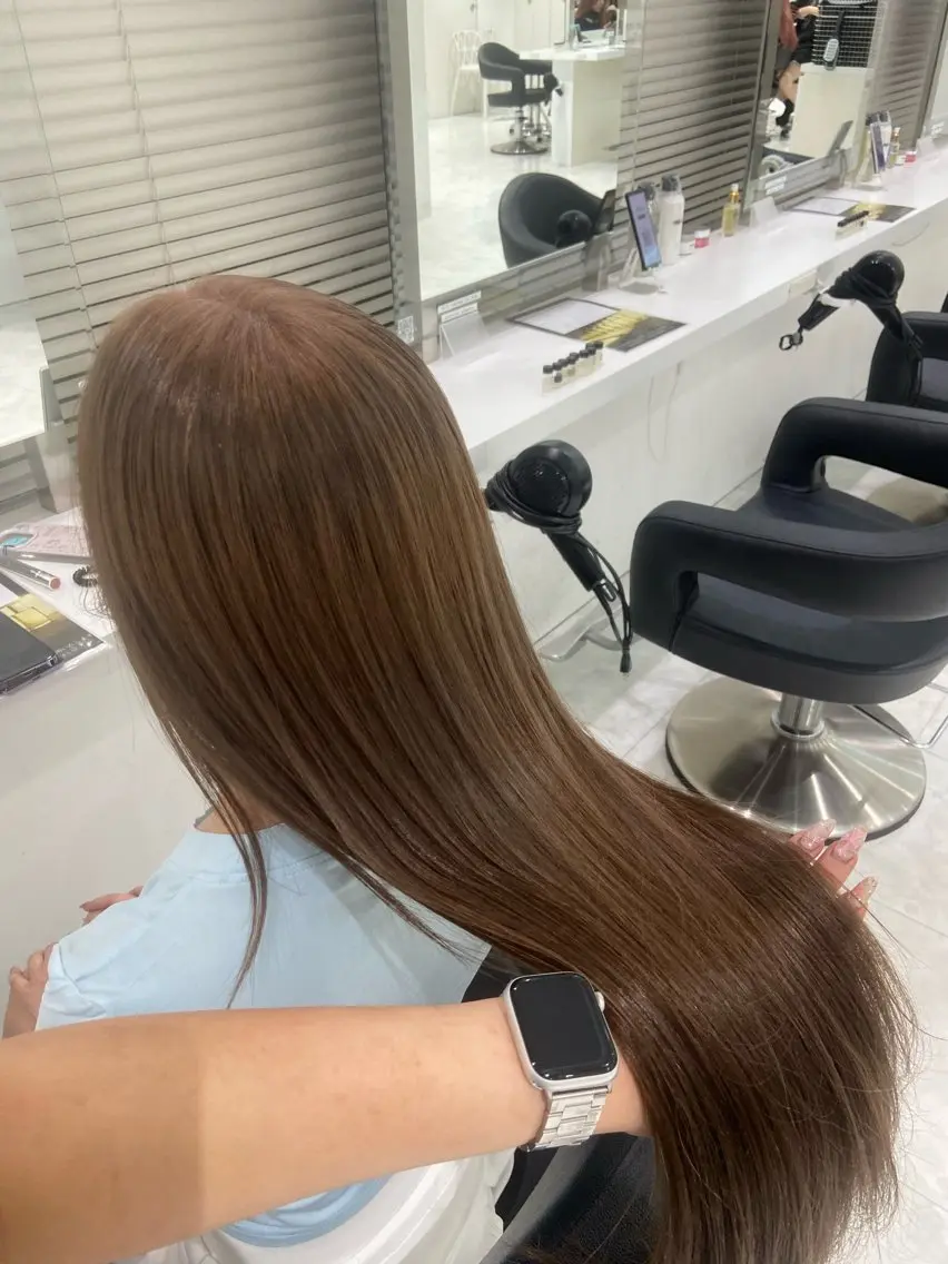 ロング 暖色系ハイトーン♡ mioriのヘアスタイル