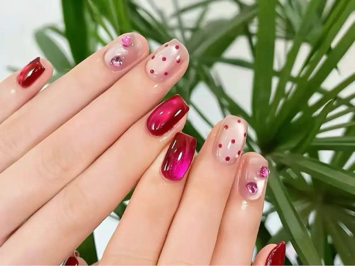 ネイル チークネイル 長さ出し フットネイル フレンチネイル ジェルネイル ハンドネイル Saran Nailstudioのネイルデザイン